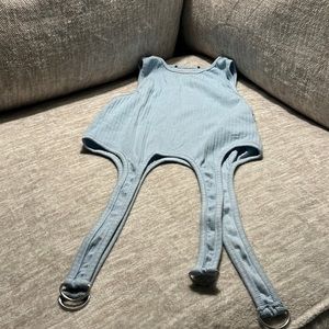 Misguided crop top (color:blue & size: M/L)